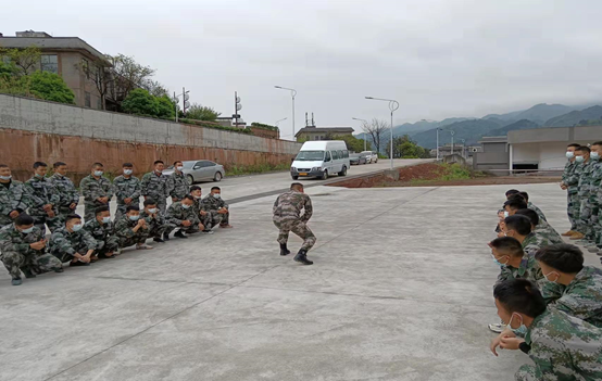 武装4